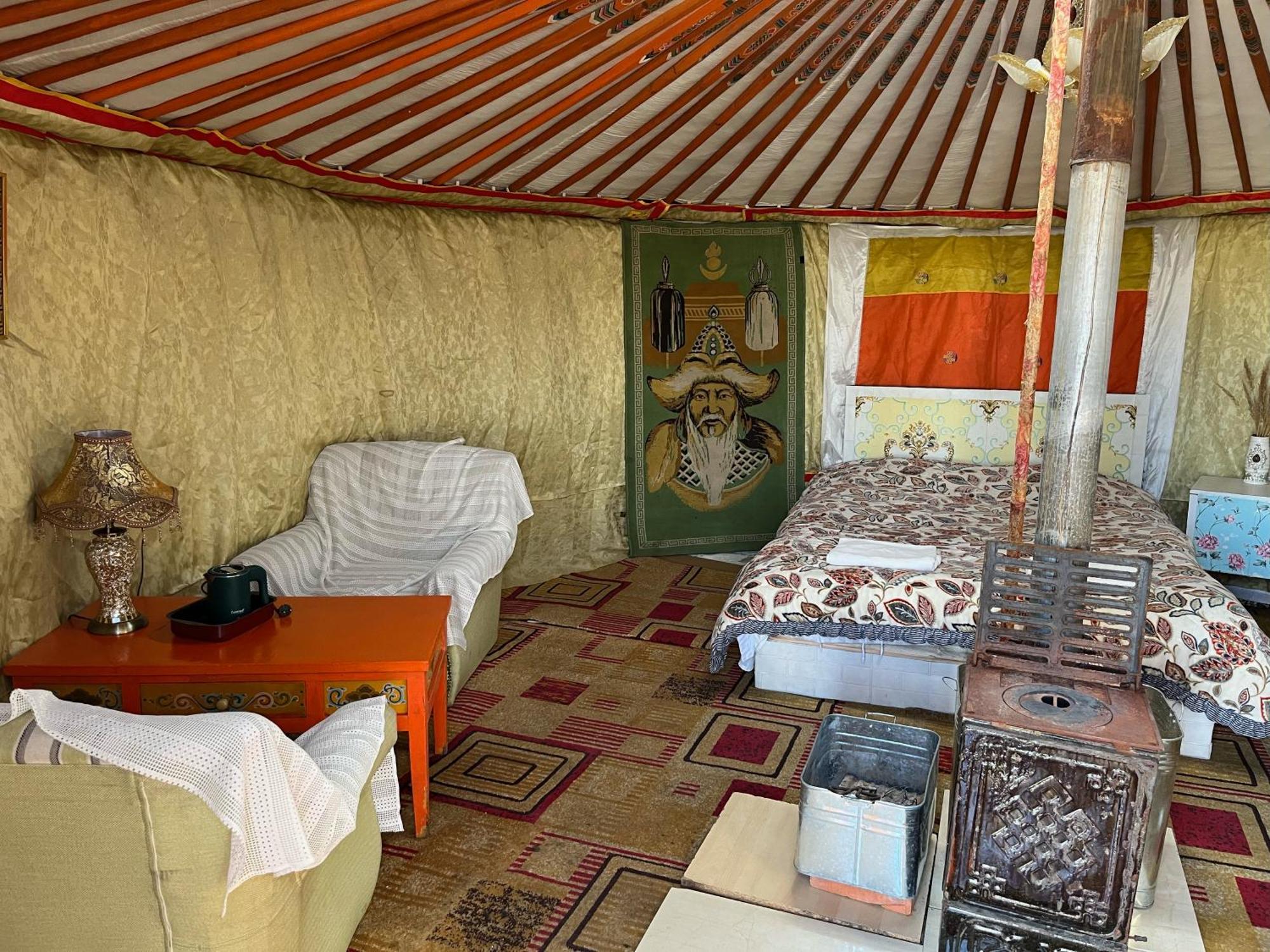 Gana'S Guest House And Tours Ulaanbaatar Luaran gambar